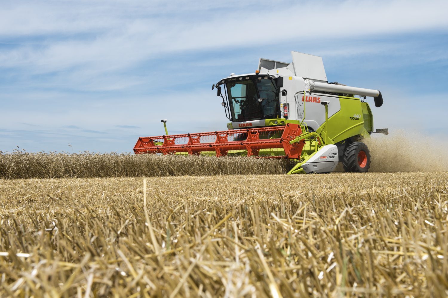 Зерноуборочный комбайн Claas Tucano 470