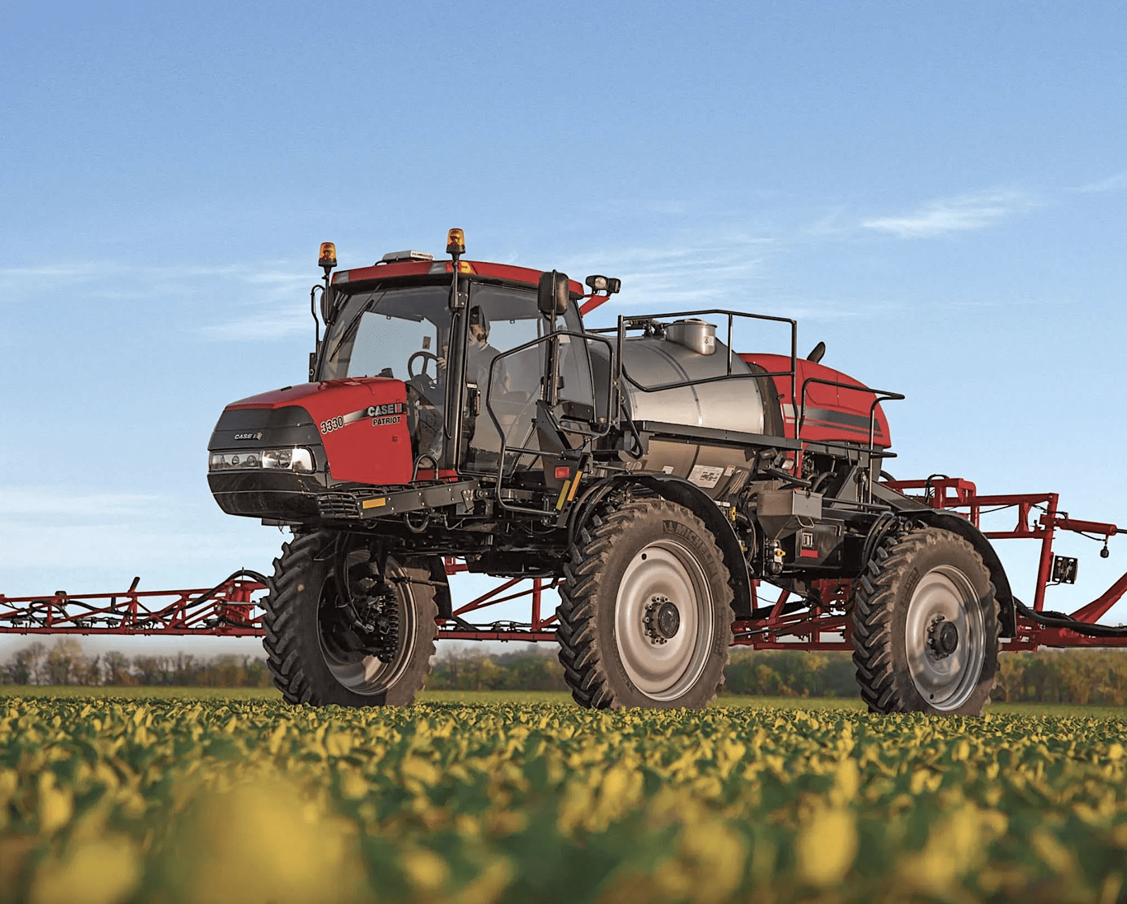 Самоходный опрыскиватель Case IH Patriot SPX 3330