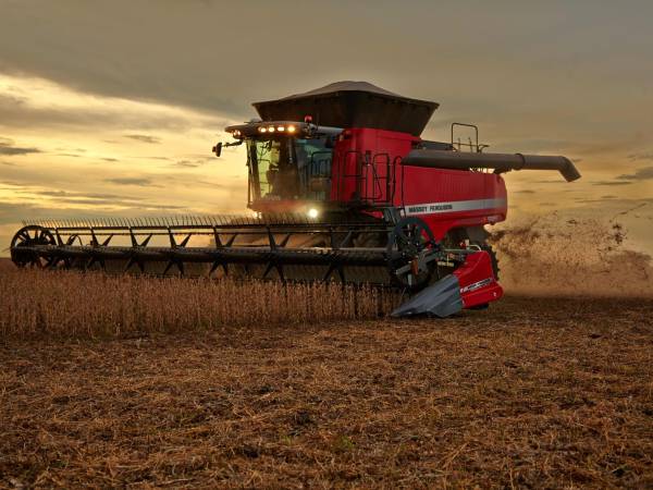 Зернозбиральний комбайн Massey Ferguson 9895 Fortia