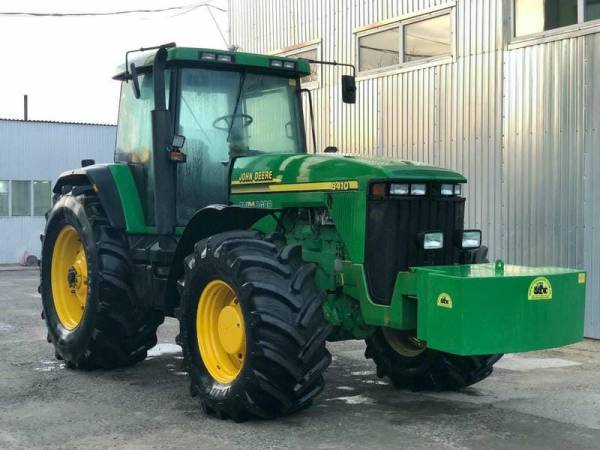 ТРАКТОР колісний John Deere 8410