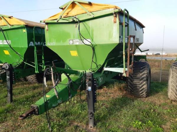 Розкидача мінеральних добрив AMAZONE (агрегат напівпричіпний FR)