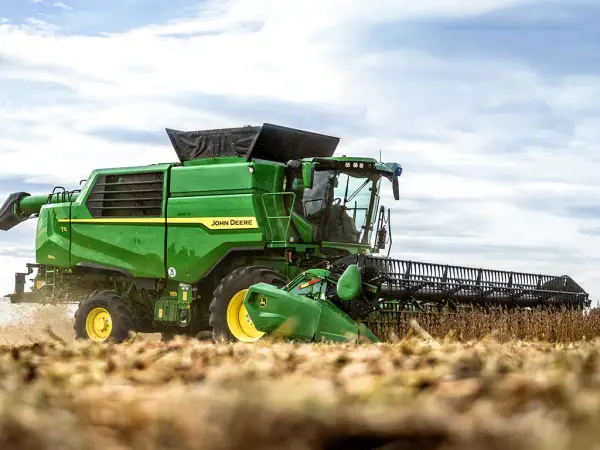 Зернозбиральний комбайн John Deere Т 660