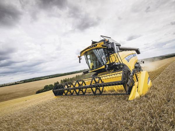 Зернозбиральний комбайн New Holland CX 690